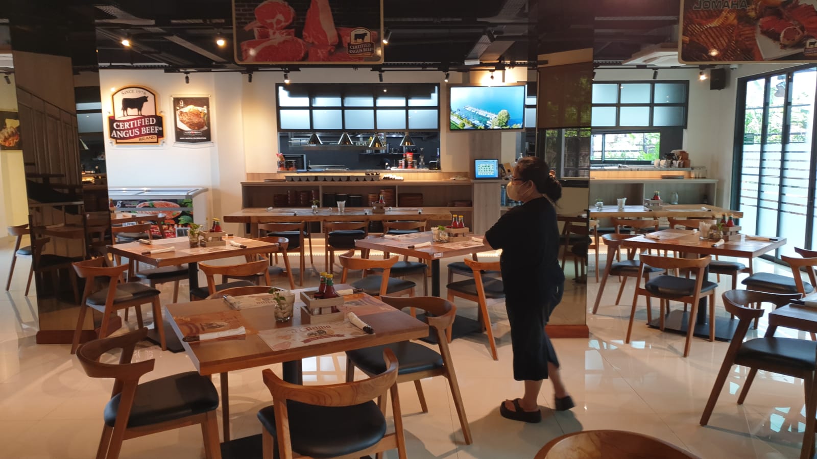 Peninjauan lokasi restoran mitra